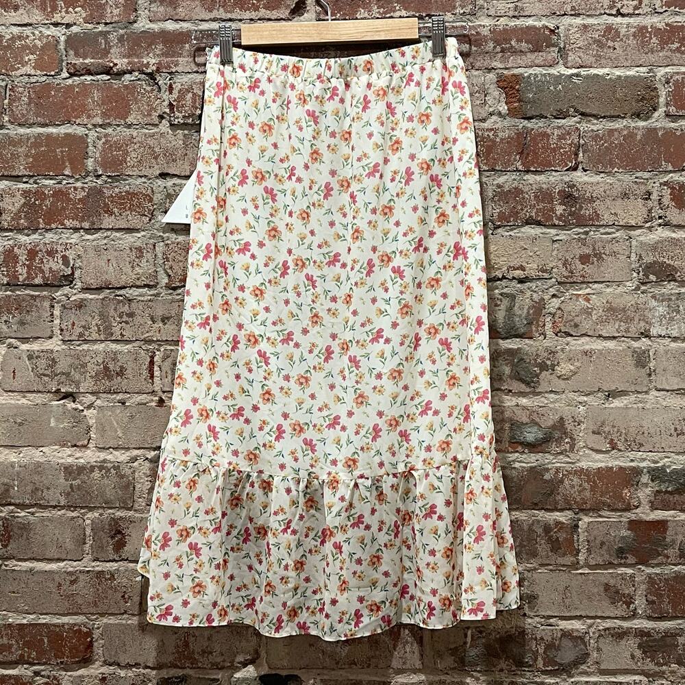 NEW Lost + Wander Floral Ruffle Skirt Size Small - Picture 7 of 8